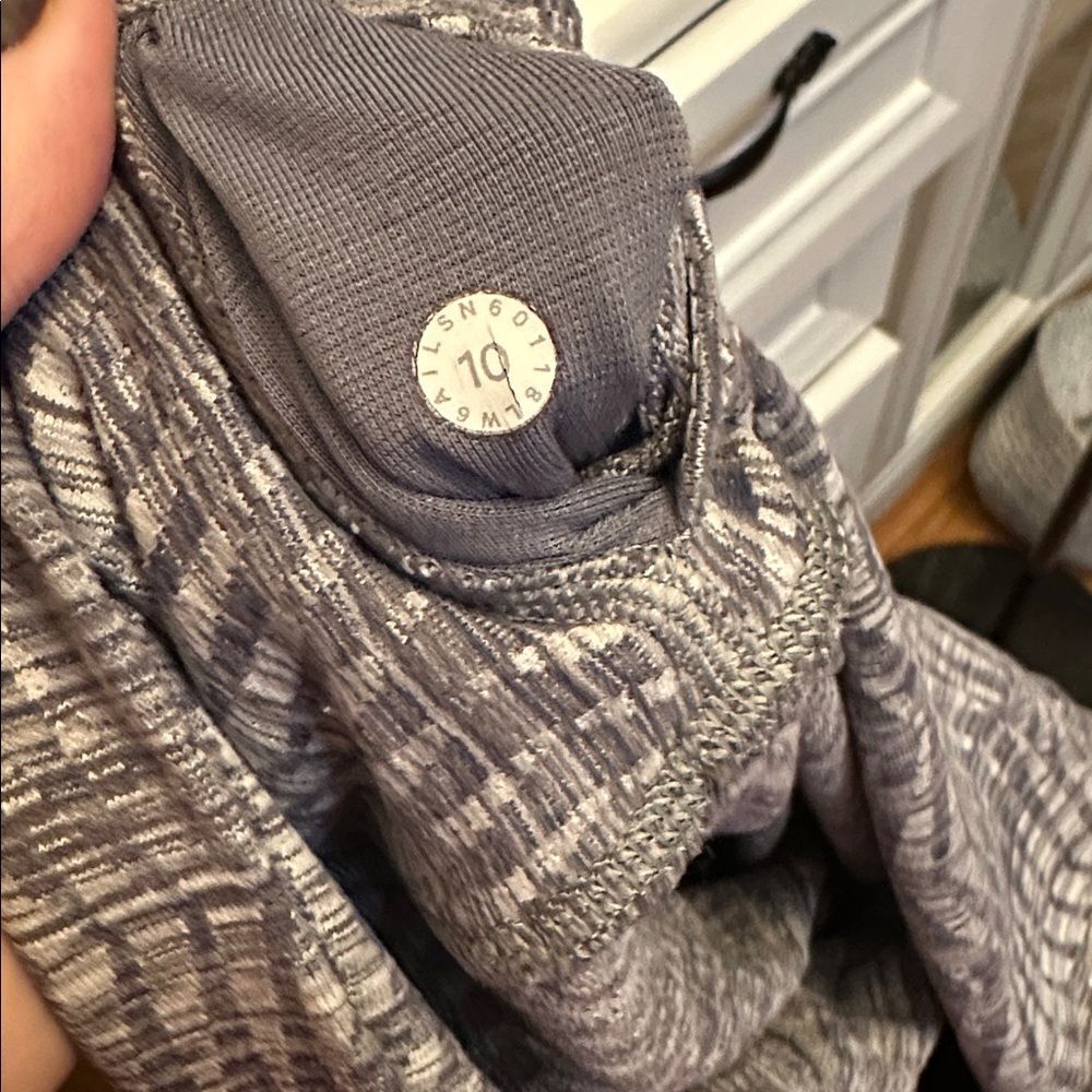 Lululemon wunder under cropped leggings - Picture 3 of 3